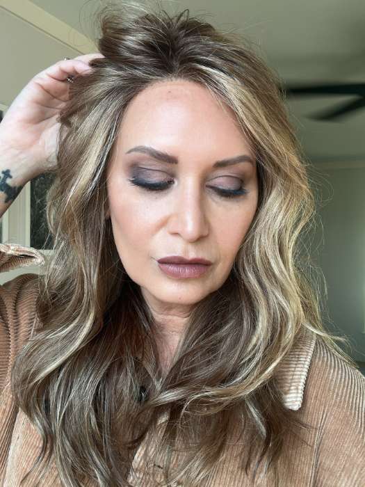 Emily Herrin @she_sheds_more wearing ARROW by ELLEN WILLE in color LIGHT BERNSTEIN ROOTED | Light Auburn, Light Honey Blonde, and Light Reddish Brown blend and Dark Roots