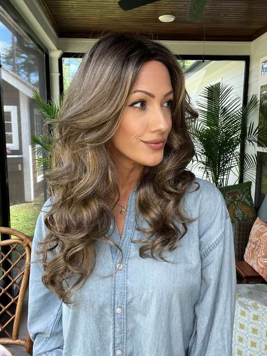 Jenna @jenna_fail wearing BRIANNA by ENVY BY ALAN EATON in color HONEY BREEZE | A blend of Cool, Honey Blonde and Multi-Dimensional Medium Brown with Darker Brown Roots