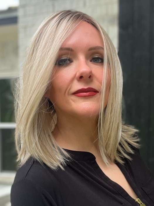 Marcie @wig.obsessed wearing DRIVE by ELLEN WILLE in color PEARL BLONDE ROOTED 101.24.20 | Pearl Platinum, Dark Ash Blonde, and Medium Honey Blonde mix